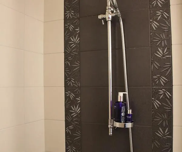 Woikoski Feeling - Kirjokiven Kartano